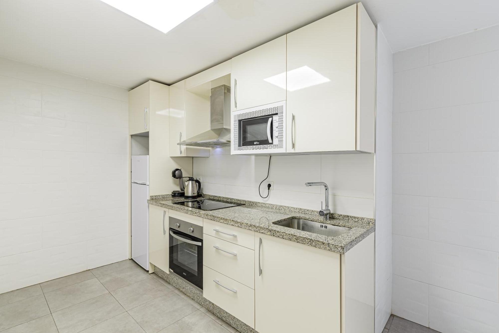 Апартаменты Piso Amplio Cerca Del Centro De Malaga Capital Экстерьер фото